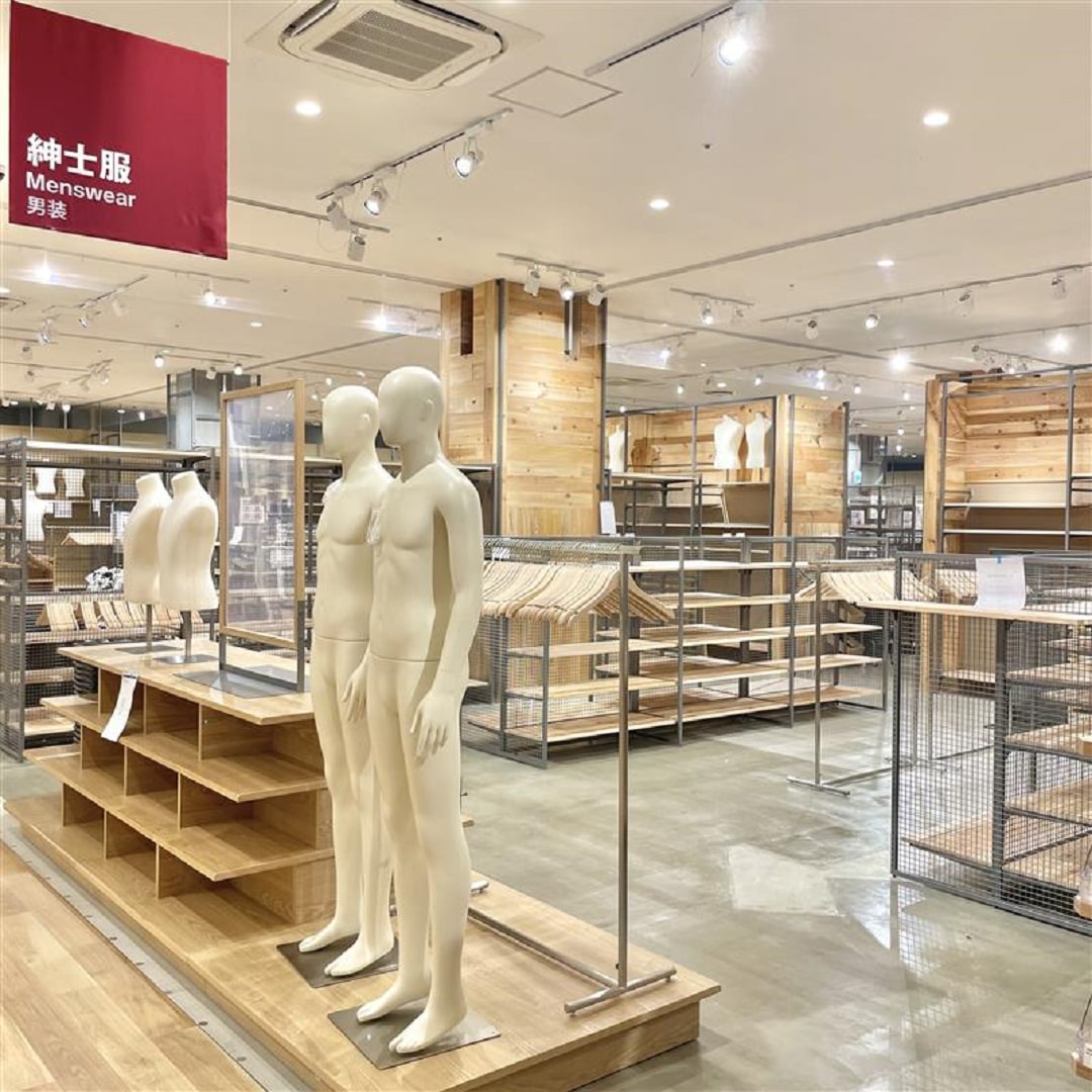 【ららぽーと堺】商品陳列前の様子