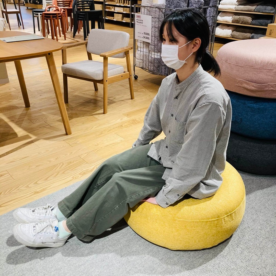 フロアクッション