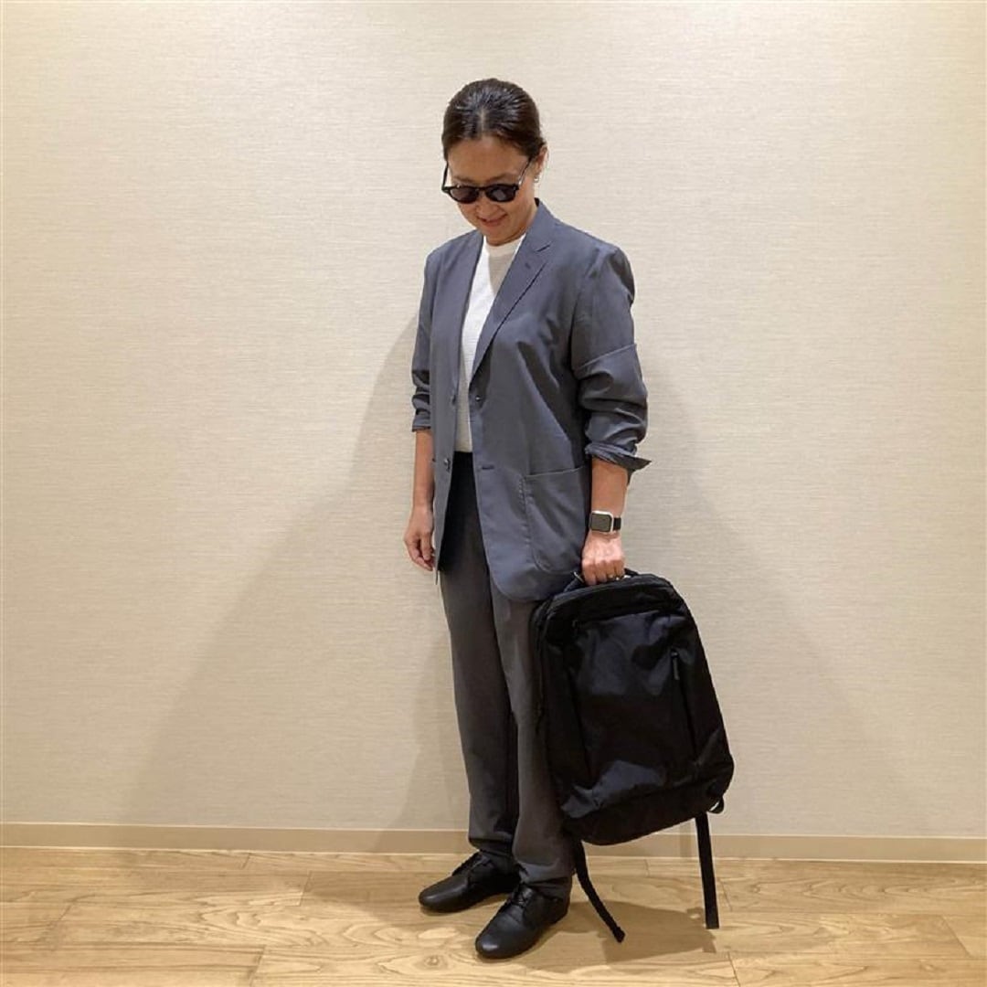 紳士服新商品のスタッフスナップ