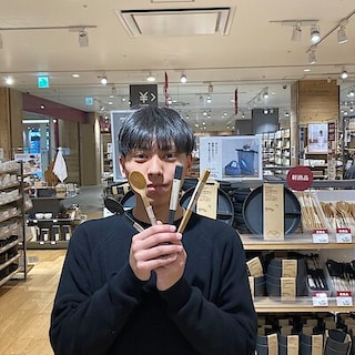 【ショッピングモールメルカ】ヤシの端材を使ったカトラリー