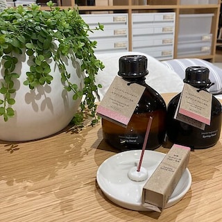 【ショッピングモールメルカ】春の香りのインテリアフレグランスオイルとお香のご紹介｜新商品