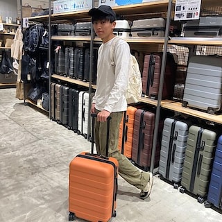 【ショッピングモールメルカ】新しくなりました｜バーを自由に調整できるハードキャリーケースのご紹介