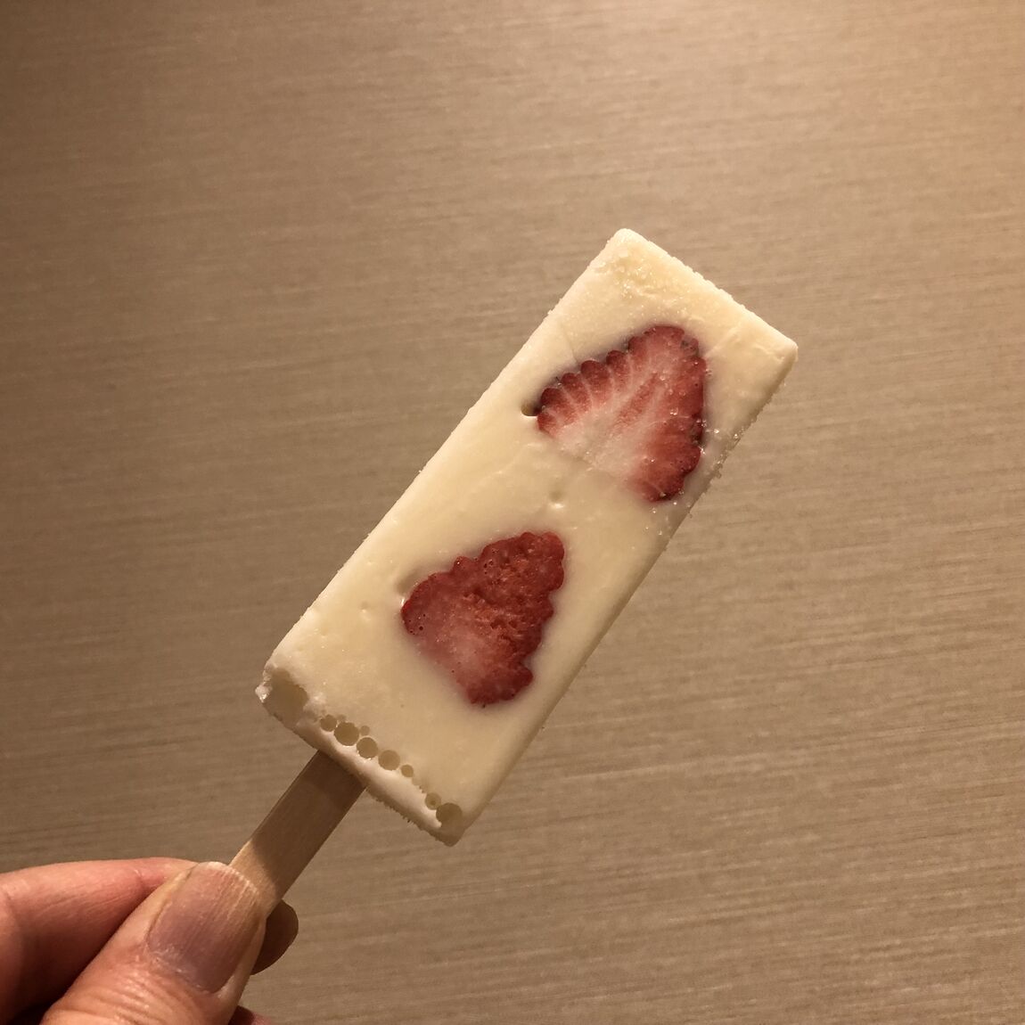 いちごアイス