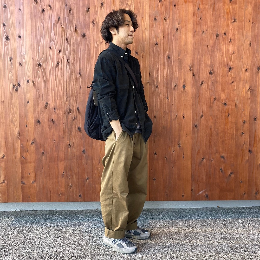 染めなおした服トップス