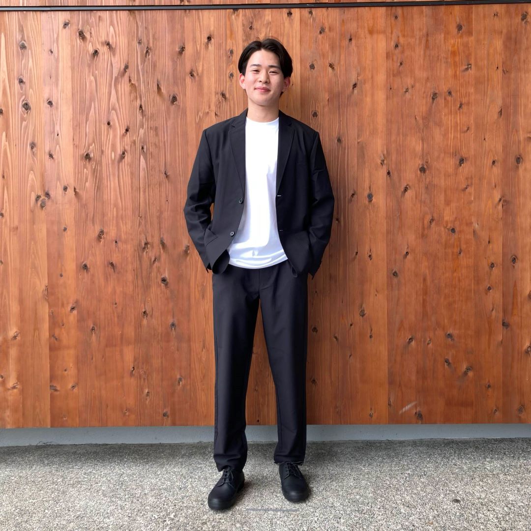 風を通すストレッチジャケット