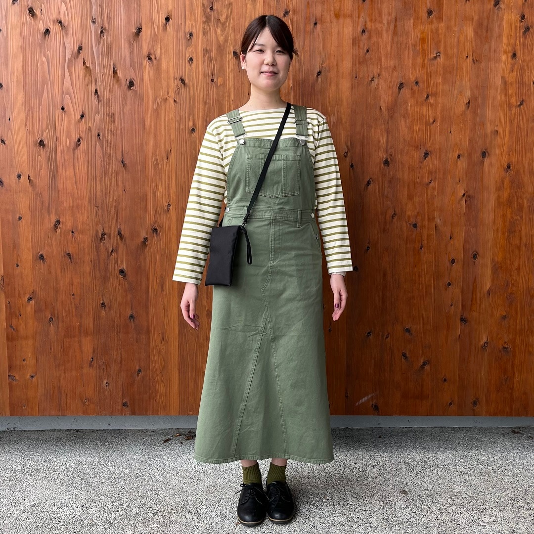 ストレッチチノサロペットスカート