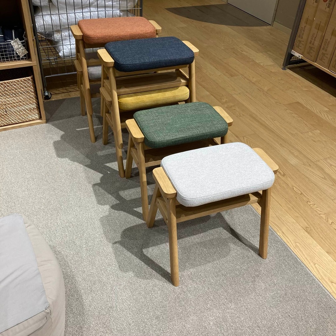 木製スタッキングスツール