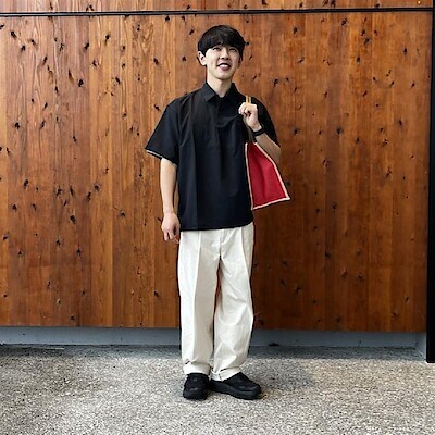 【新大村駅前】168cm