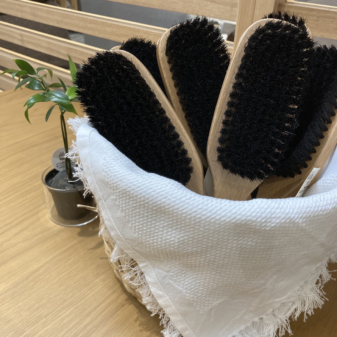 046832 251212 03.00.jp