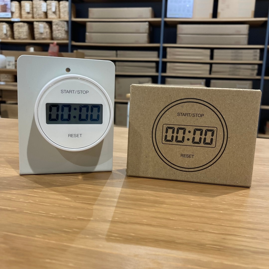 046832 260123 01.00.jp