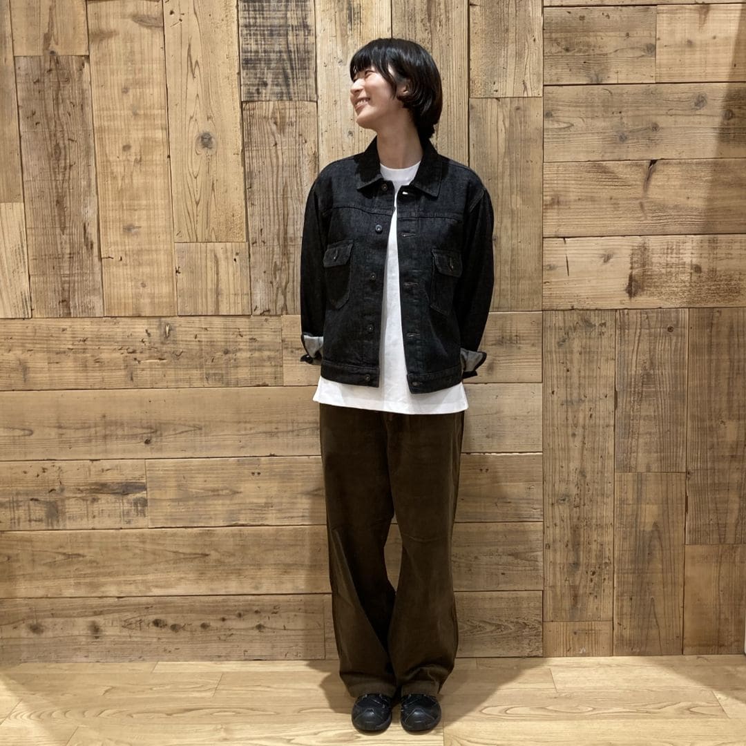 スタッフスナップ婦人