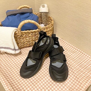 【アイ・モール三好】足取りかろやかスニーカーサンダルのご紹介