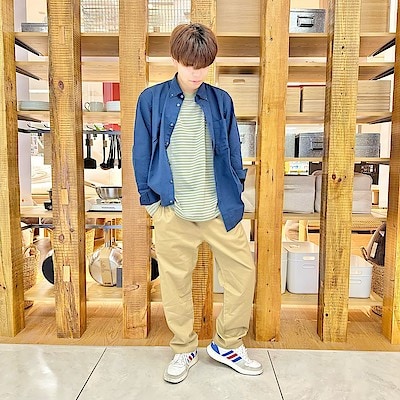 【イオン小牧】　スタッフスナップ　身長168cm