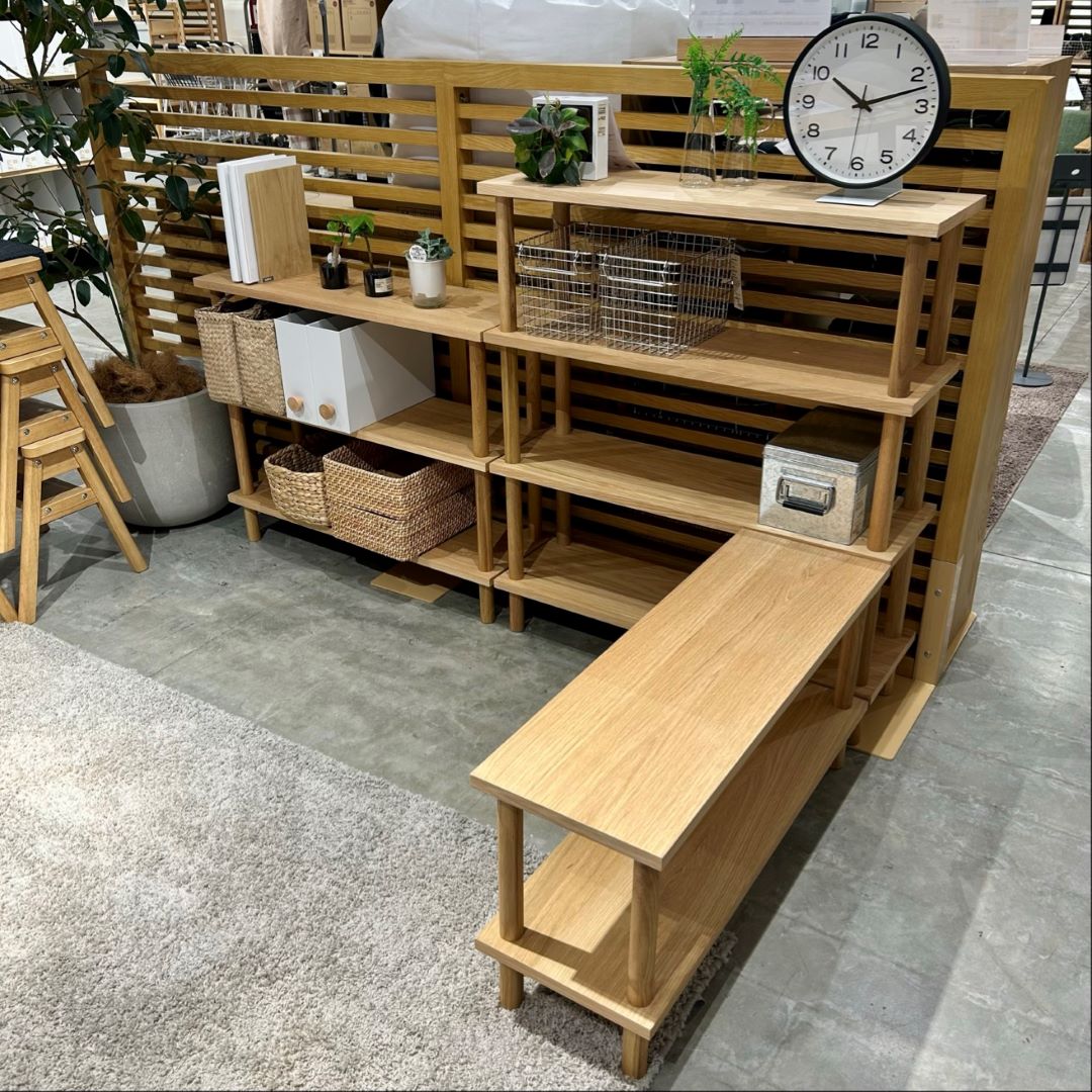 収納もインテリアも、無印良品の新しい木製シェルフのご紹介