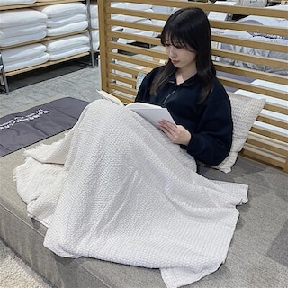 【ブルメール舞多聞】一枚でお家どこでも使える多用布