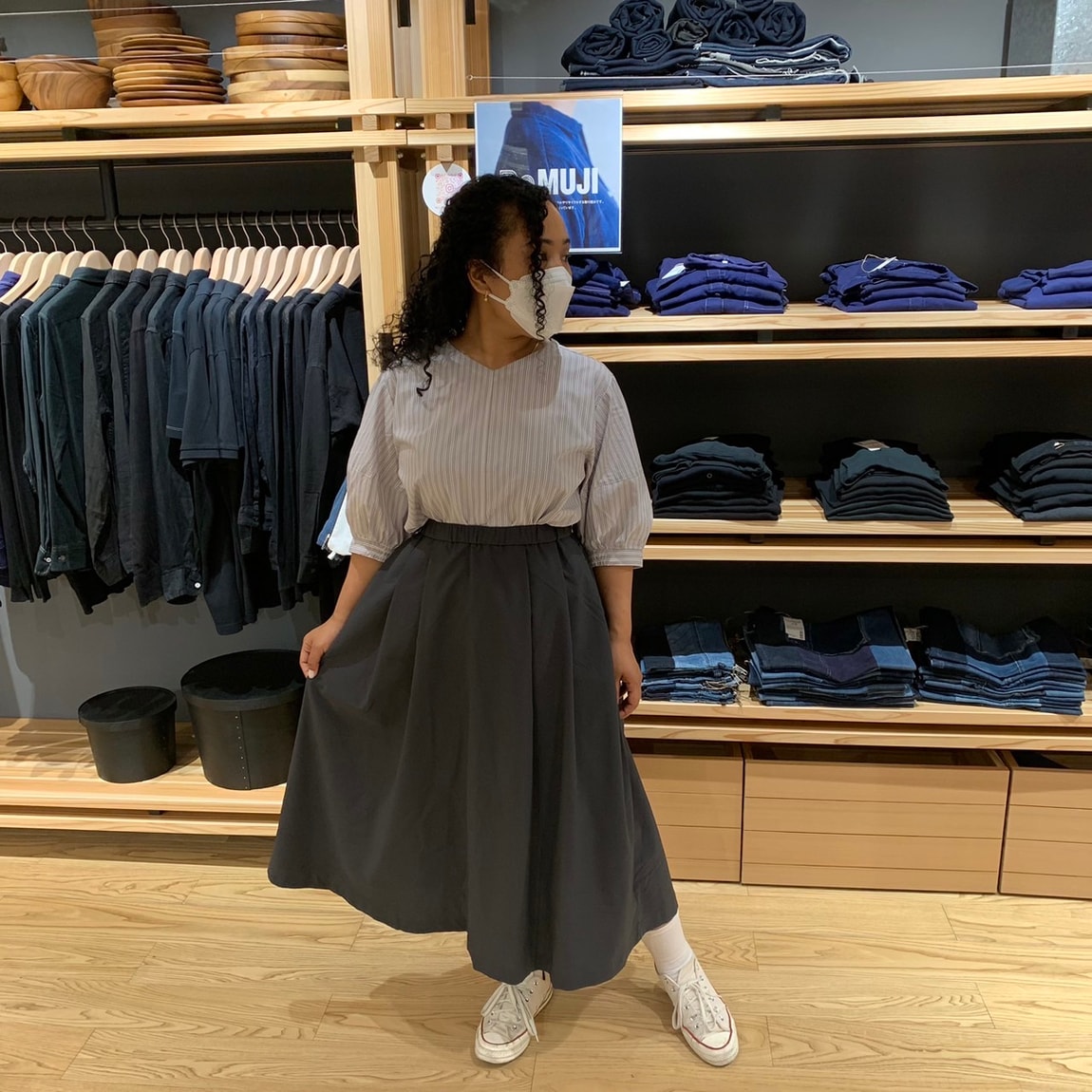 【岡山表町商店街】　スタッフのおすすめ！ 風を通すストレッチサッカースカート