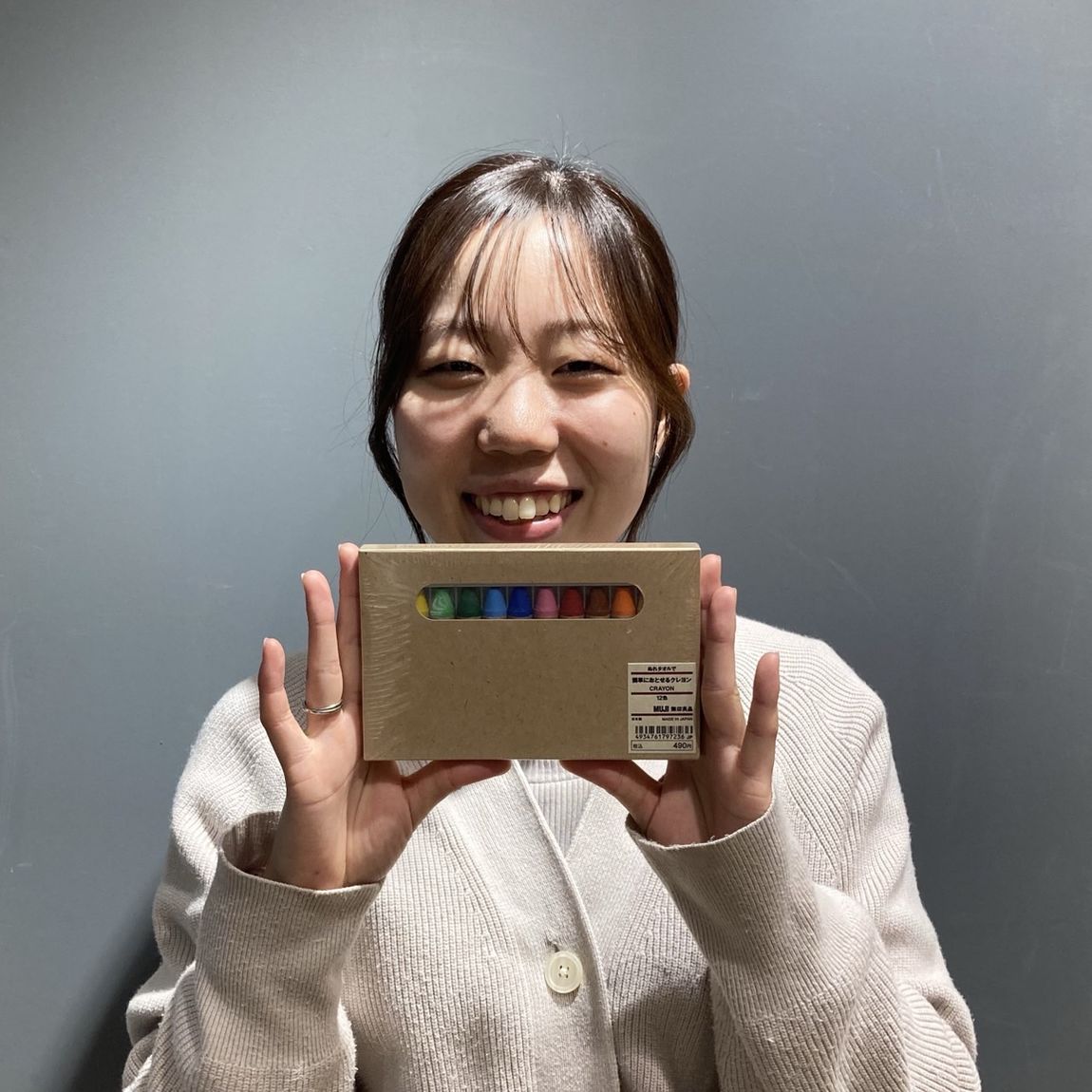 【岡山表町商店街】お掃除簡単！ 「ぬれタオルで簡単におとせるクレヨン 12色」