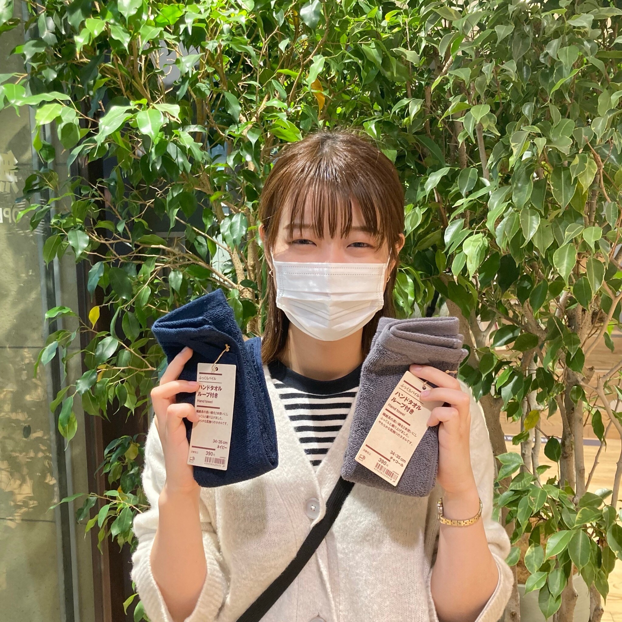 【岡山表町商店街】　ふっくら感が続く　「ふっくらパイルハンドタオルループ付き」