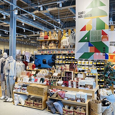 【富山堀川本郷】クリスマスのアイテムが続々と入荷しています！