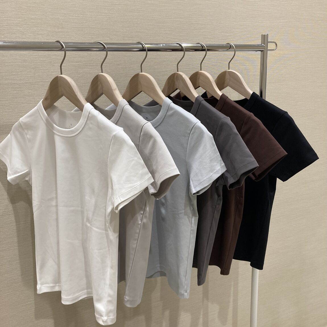 涼感汗じみしにくいクルーネック半袖Tシャツ
