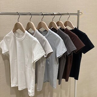 【ヨークベニマル大和吉岡】汗の悩みにおすすめ。「涼感汗じみしにくいクルーネック半袖Ｔシャツ」
