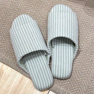 【イズミヤショッピングセンター神戸玉津】『綿サッカー織　履き心地やわらか足なりスリッパ』のご紹介