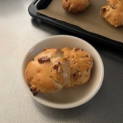 【イズミヤショッピングセンター神戸玉津】 『フライパンでつくるナン』でつくるお手軽クルミパン
