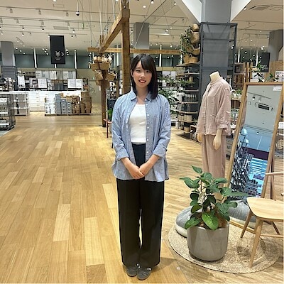 【イズミヤショッピングセンター神戸玉津】 身長167ｃｍ