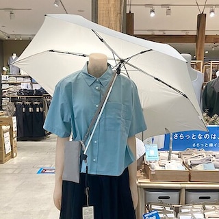 【デュー阪急山田】晴れの日も、雨の日もこれ1本で安心な折りたたみ傘