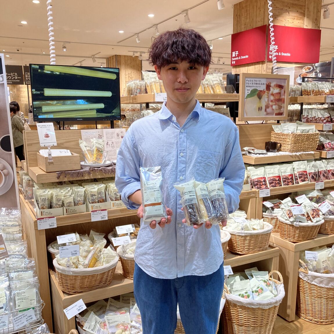 チョコがけバウムとコーヒー