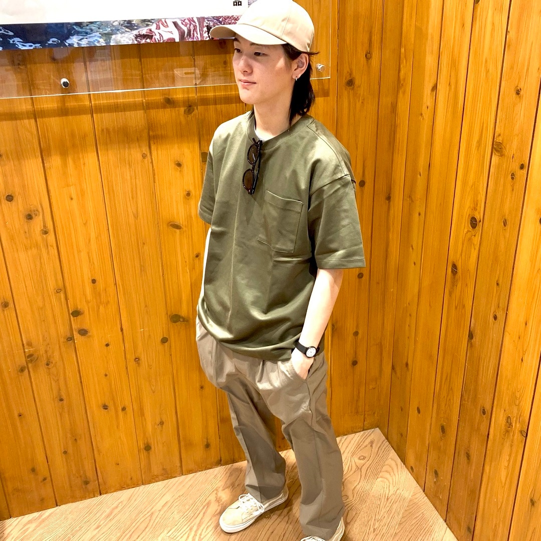 スタッフスナップキービジュアル