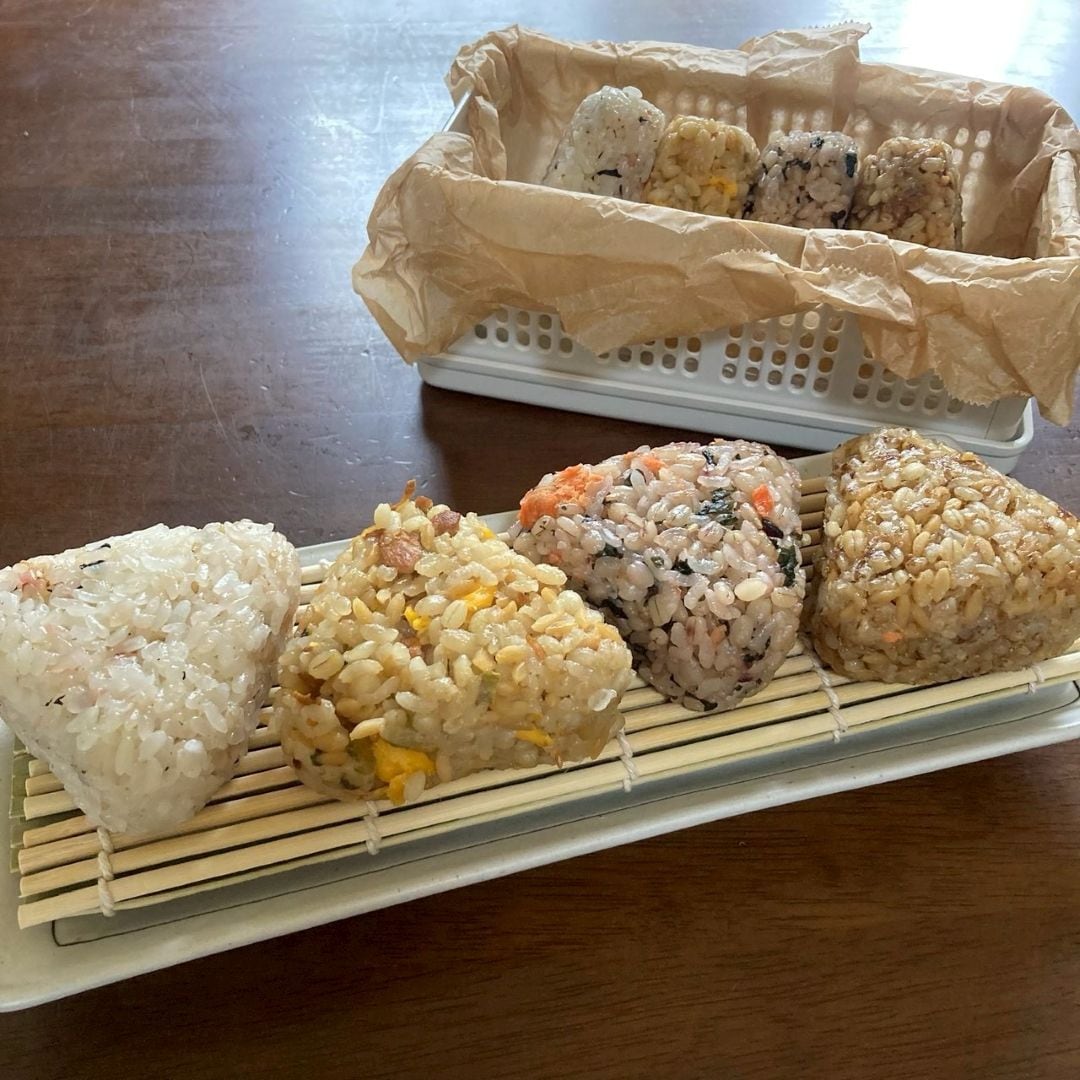 おにぎり　中