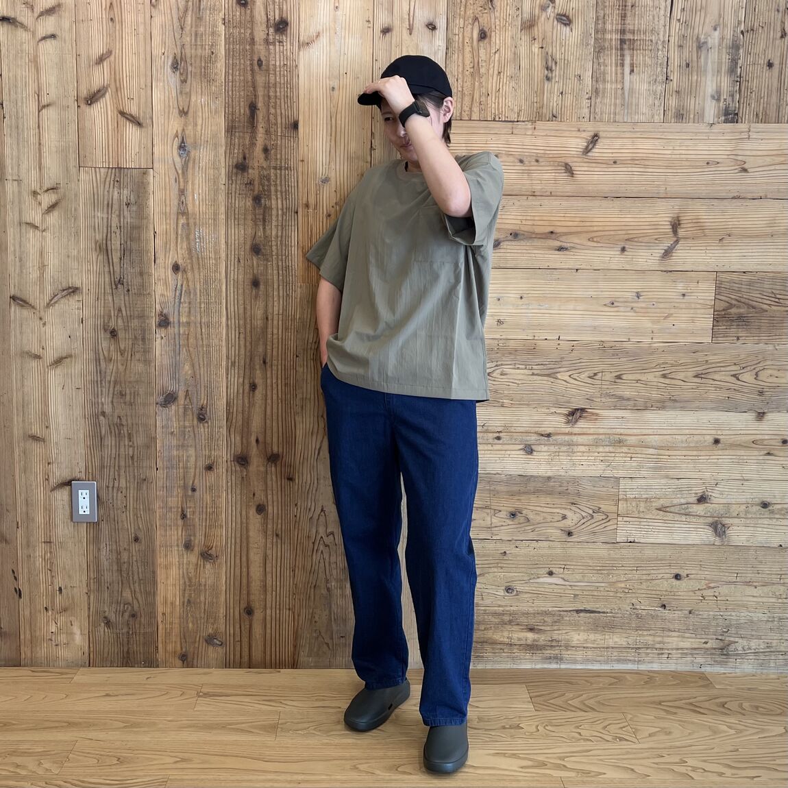 046885_240724_01_00