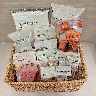 【ヨークタウン小山雨ヶ谷】季節のお菓子桜シリーズ