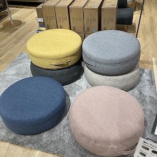 【ヨークタウン小山雨ヶ谷】空気でできたフロアクッションのご紹介