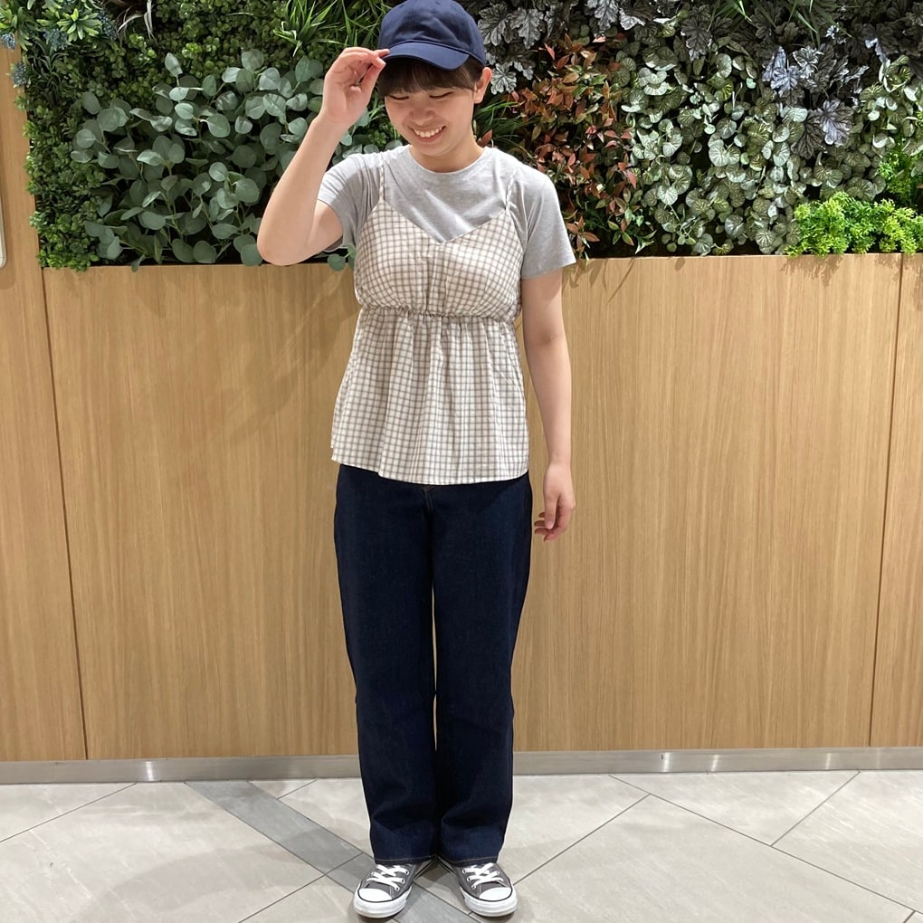 デニムストレートパンツ