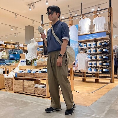 【イオンタウン富雄南】身長172cm 
