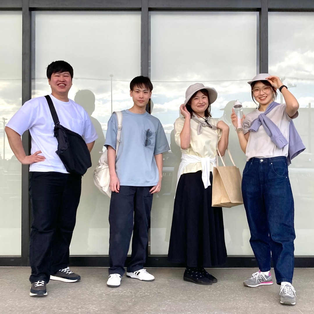 四人表紙