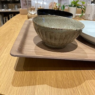 【堅田】滑りにくくて安心、毎日使いたい木製トレー