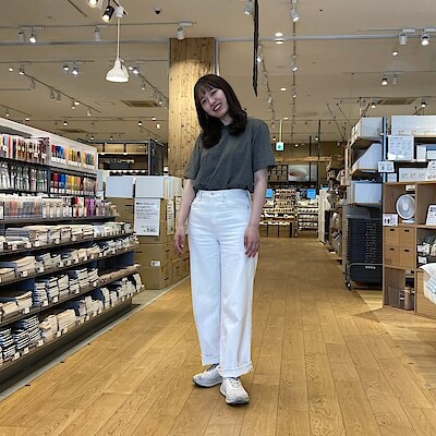 【いなげや大泉学園】身長  165 cm