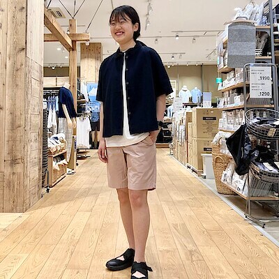 【いなげや大泉学園】  身長  161 cm