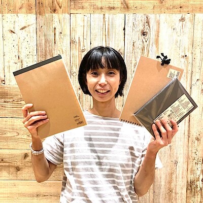 【ランドブレイン千歳モール】夏休みの自由研究・工作・スクラップブックなどにいかがでしょうか。～らくがき帳・スケッチブック・ハードカバーアルバム～｜スタッフのおすすめ