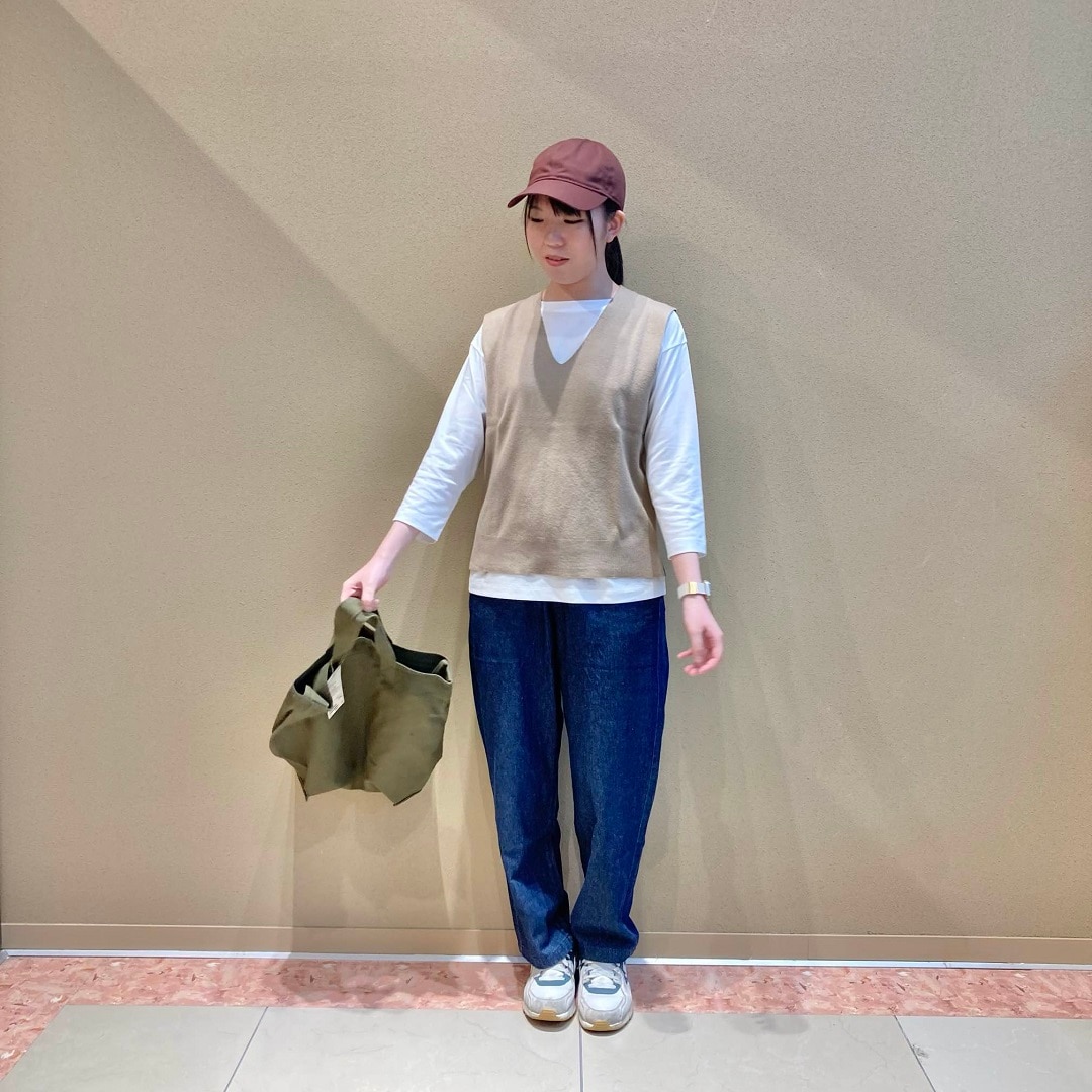 婦人スタッフスナップ