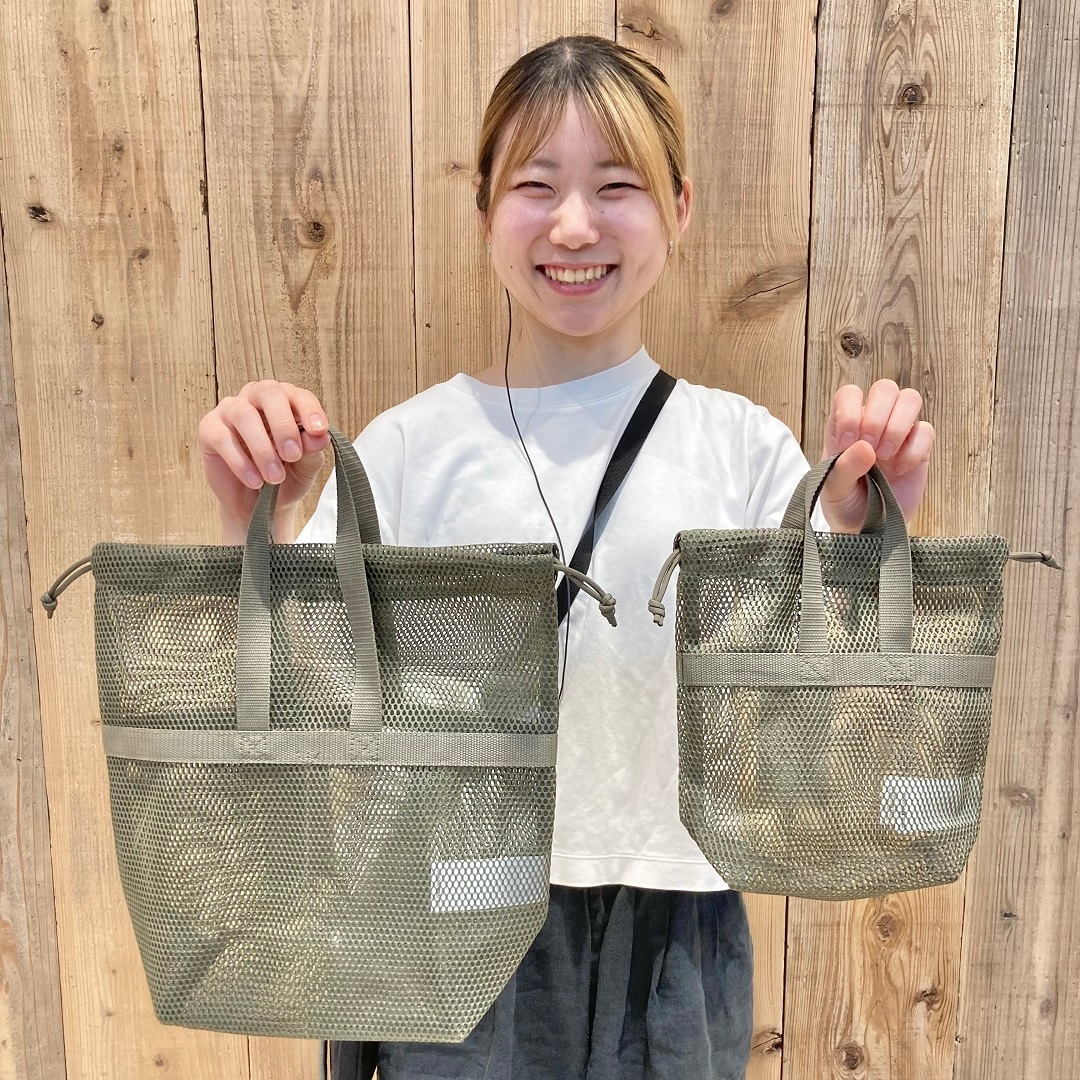 立体メッシュ持ち手付き巾着