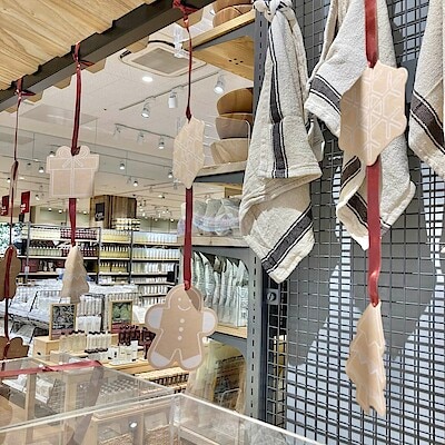 【ゆめタウン武雄】　クリスマスの贈り物にメッセージカードを添えてみませんか♩