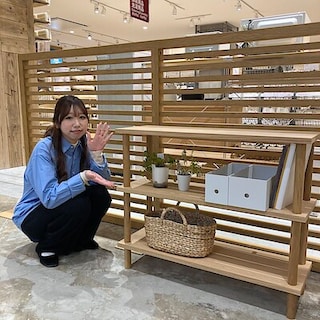【ゆめタウン長府】手軽に組み立てられる木製シェルフ