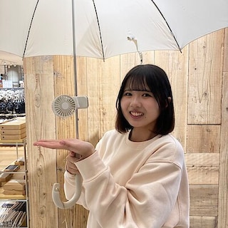 【ゆめタウン長府】置いても使える　充電式クリップファン