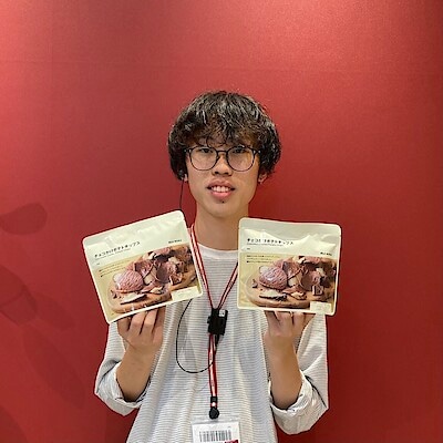 【ゆめタウン長府】しっとり食感　チョコがけポテトチップス