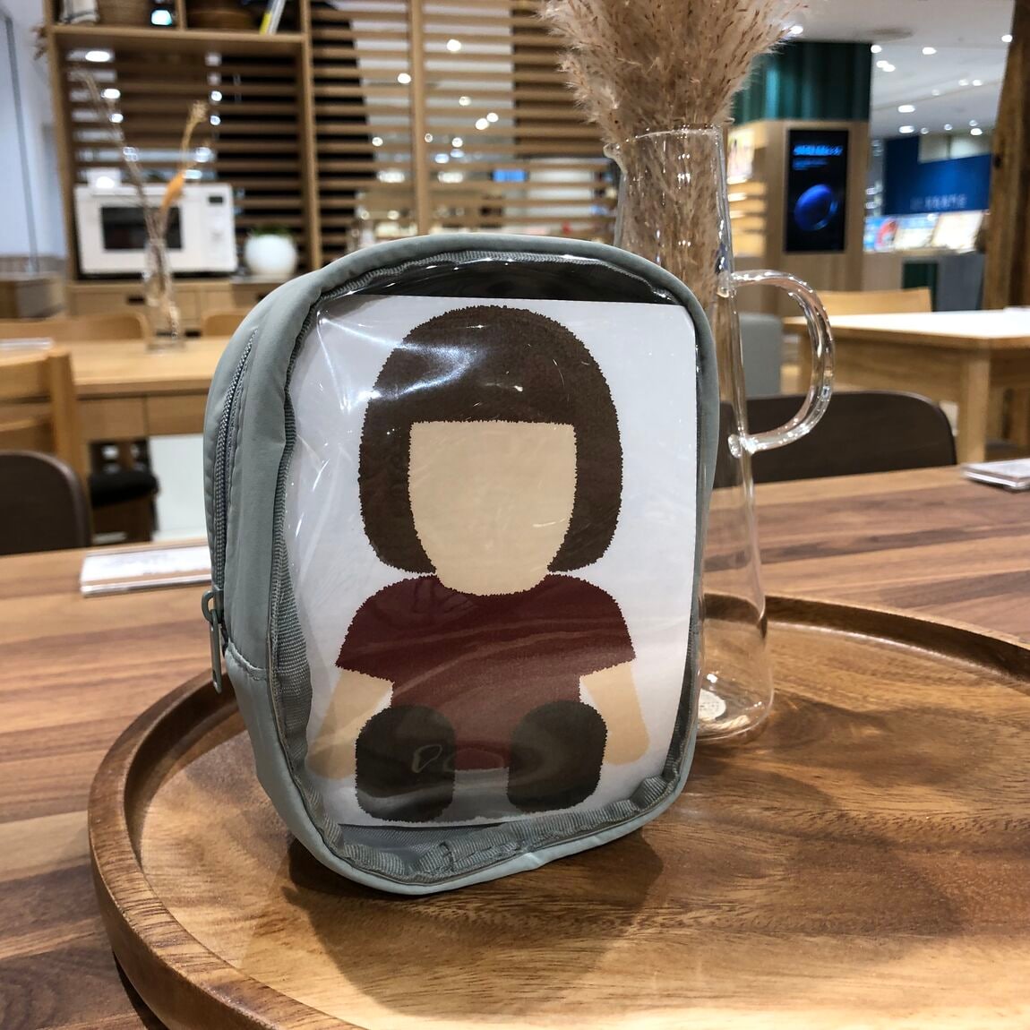 吊るせるコレクションポーチ