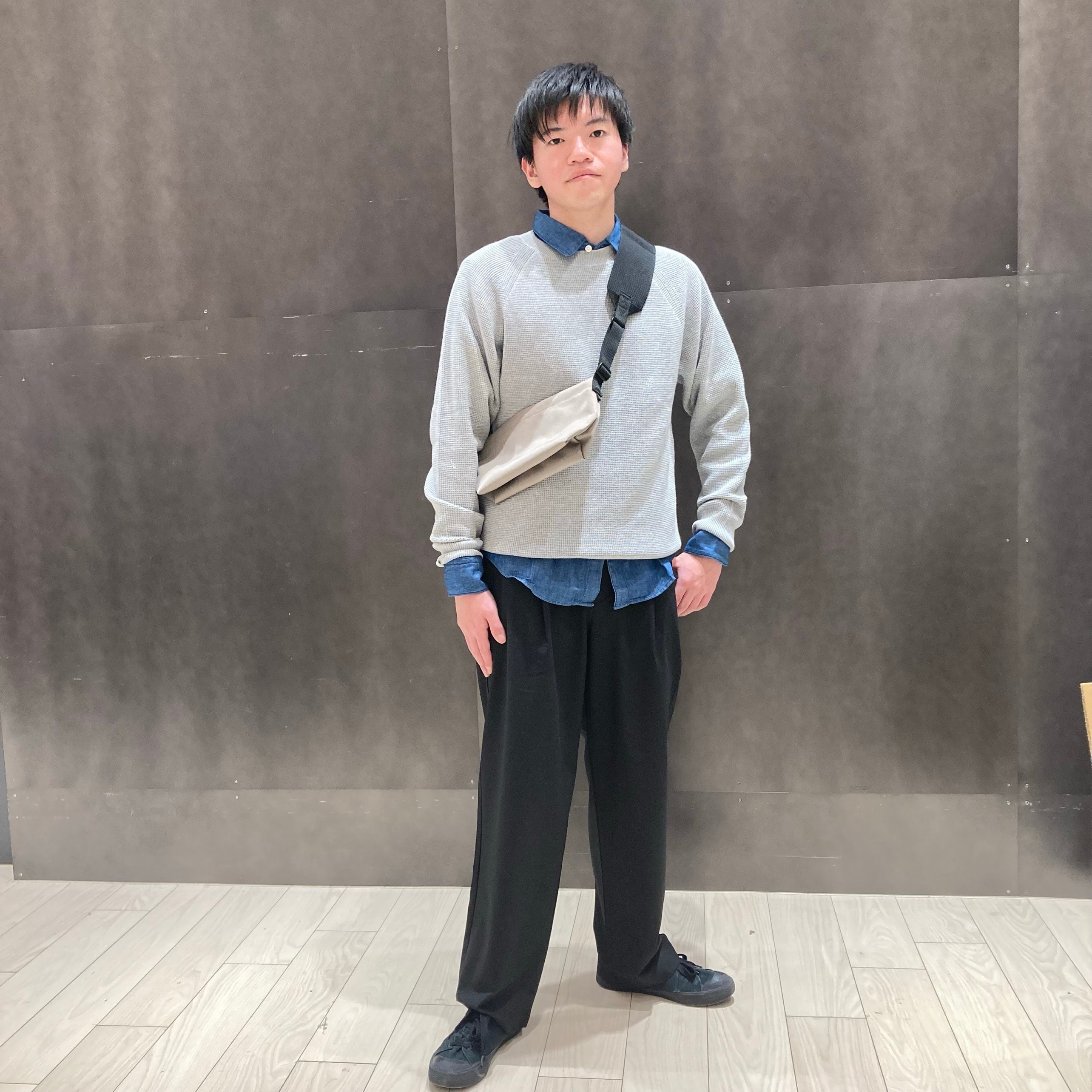 紳士　洗えるワッフル編みクルーネックセーター